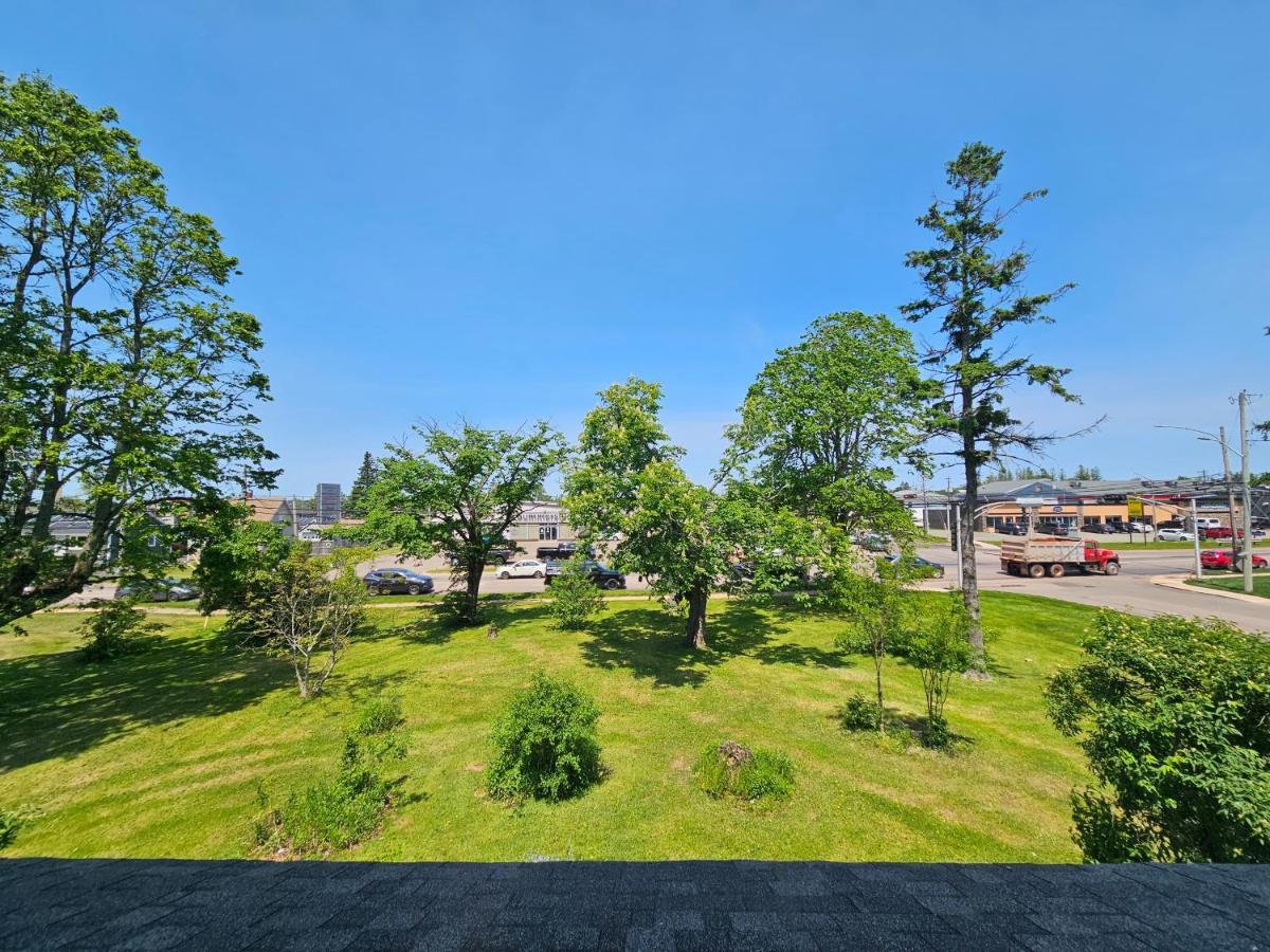 Sunflower Guest Suites Summerside Exteriör bild