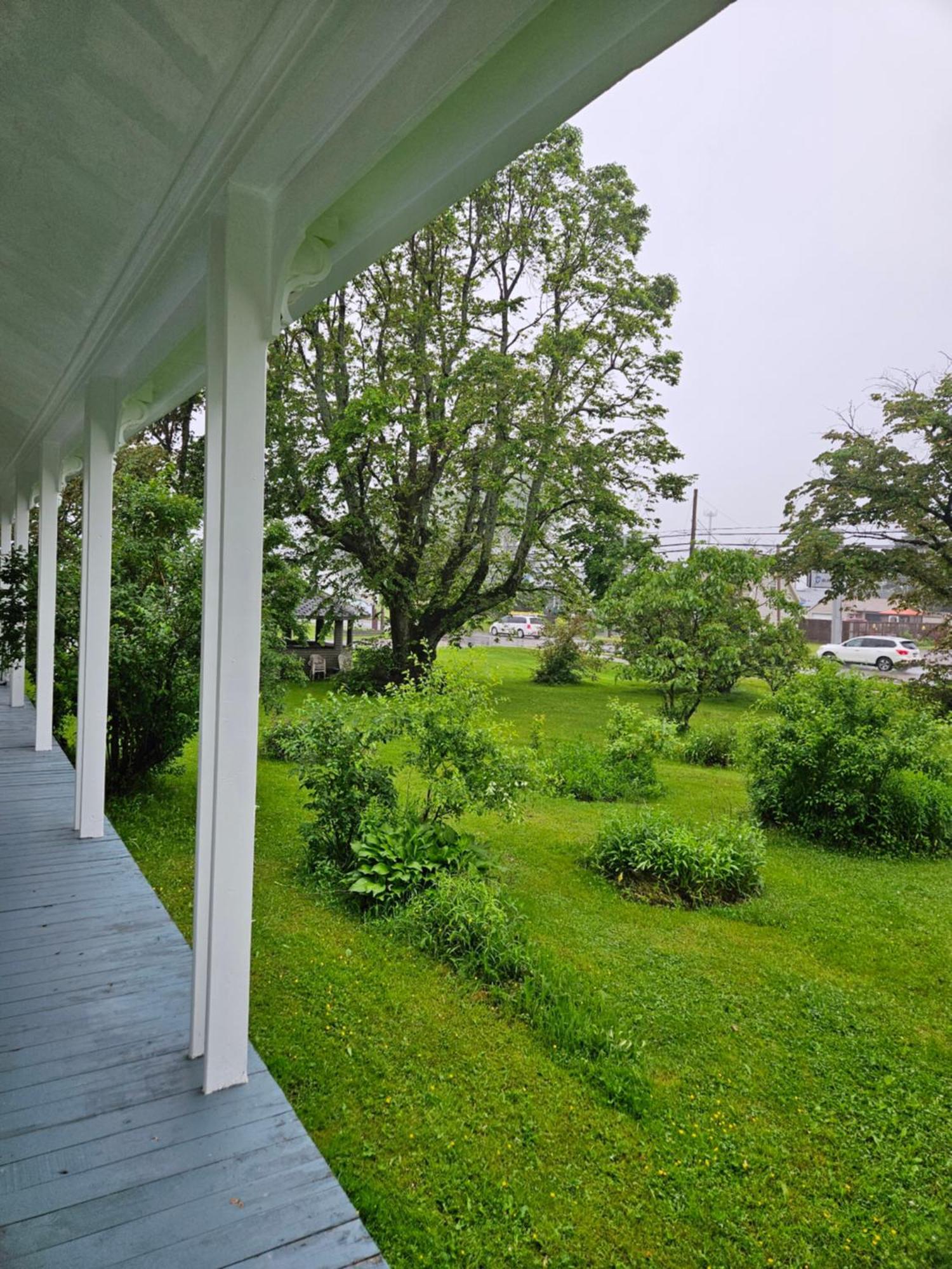 Sunflower Guest Suites Summerside Exteriör bild