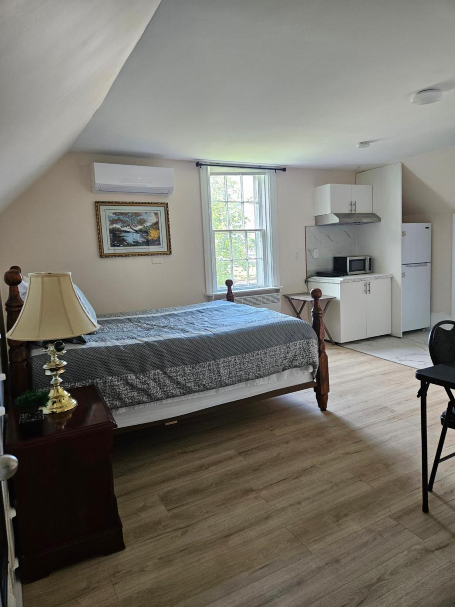 Sunflower Guest Suites Summerside Exteriör bild